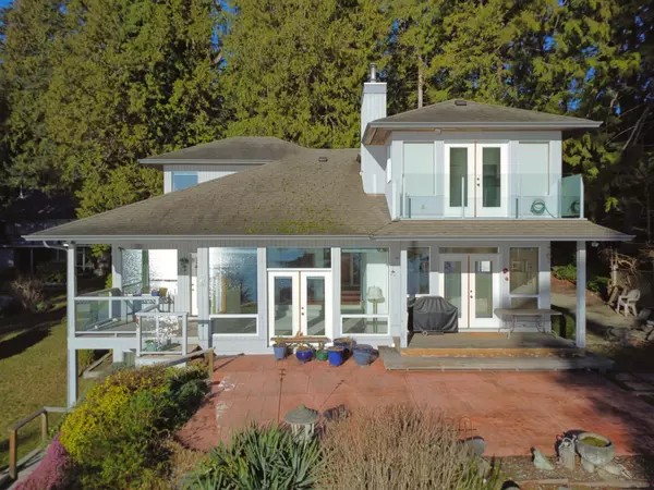 Sechelt, BC V7Z 0N6,6417 Sunshine Coast HWY