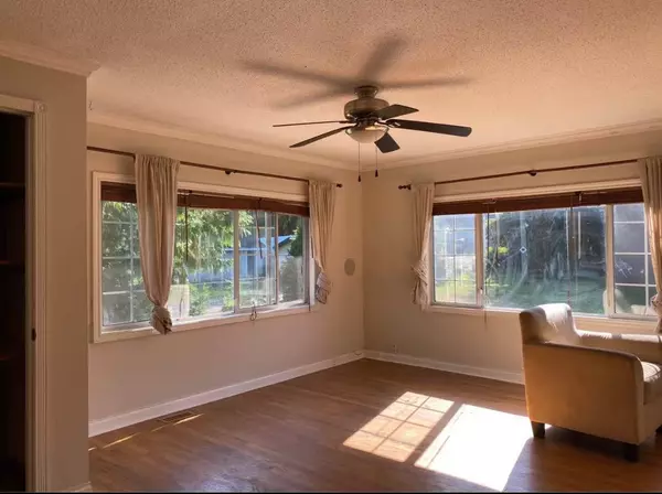 Anmore, BC V3H 4Y7,980 Sugar Mountain WAY