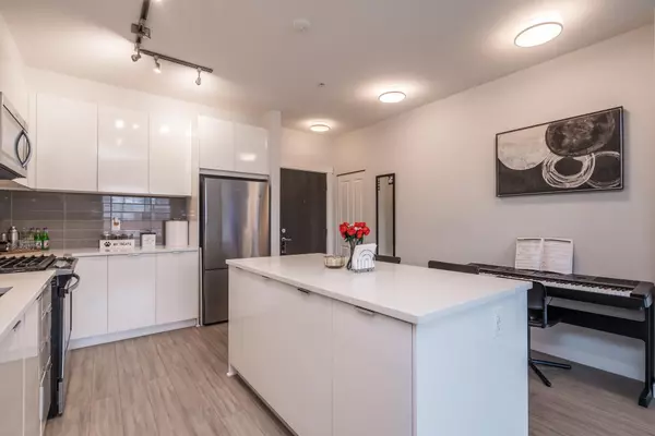 Langley, BC V2Y 4J4,8150 207 ST #C225