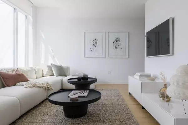 Burnaby, BC V5C 0N6,2425 Alpha AVE #101