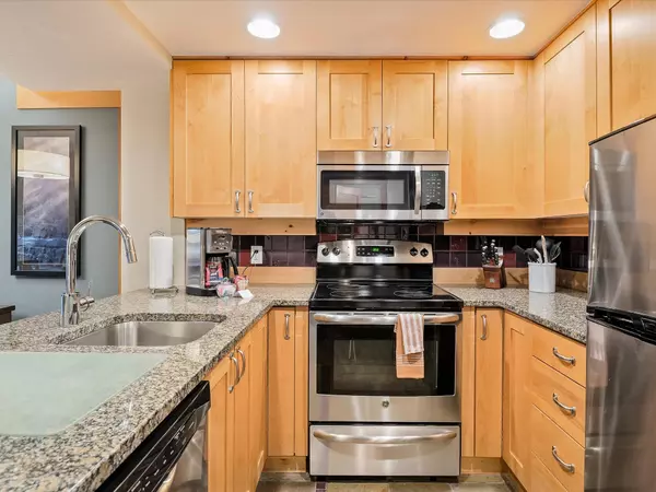 Whistler, BC V8E 0N7,2036 London LN #219A