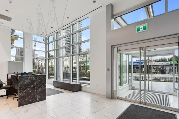 Burnaby, BC V3N 0H1,7358 Edmonds ST #910