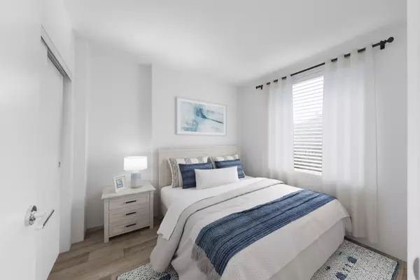 Surrey, BC V3T 0P8,13655 Fraser HWY #1105