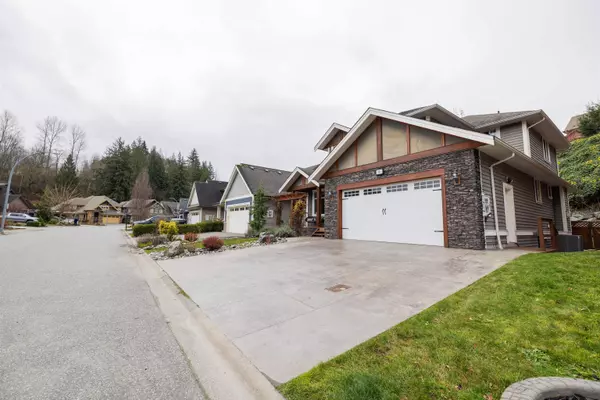 Cultus Lake, BC V2R 0K7,45473 Ariel PL #104