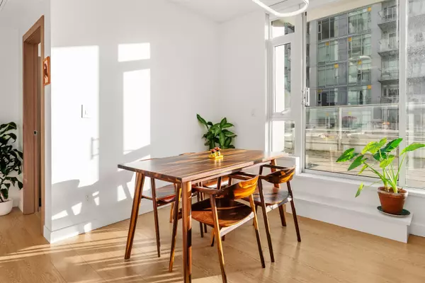 Burnaby, BC V5H 0G5,6538 Nelson AVE #503