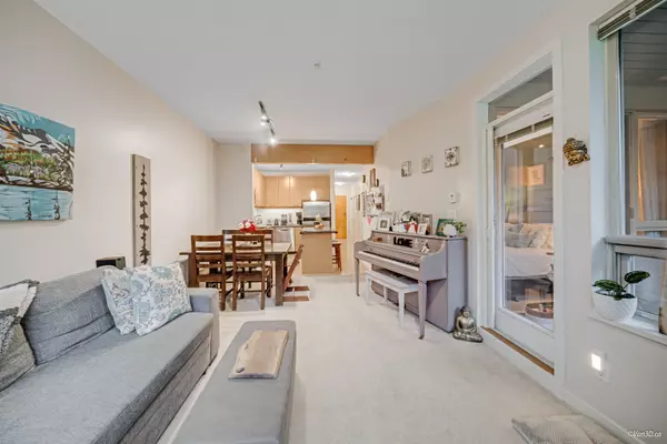 North Vancouver, BC V7G 2T3,560 Raven Woods DR #306