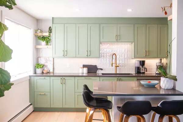 308 W 2nd ST #206,  North Vancouver,  BC V7M 1E1