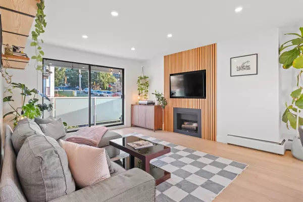 North Vancouver, BC V7M 1E1,308 W 2nd ST #206