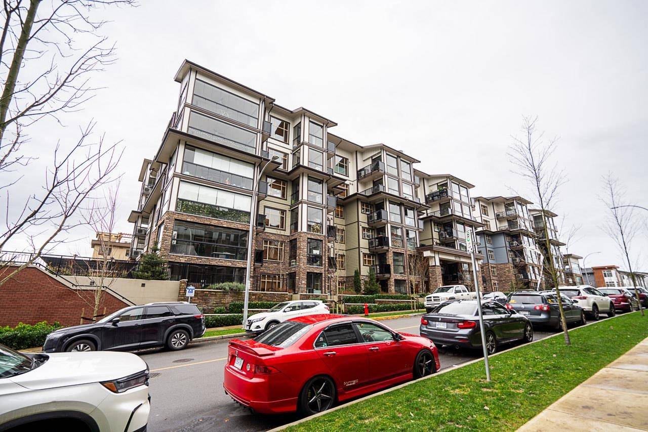 8538 203a St ST #212, Langley, BC V2Y 3P9