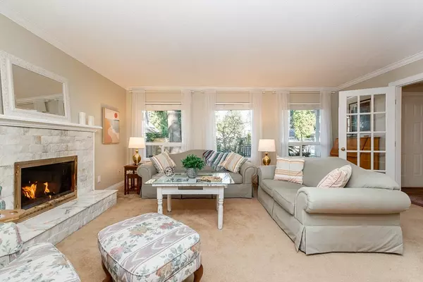 Surrey, BC V4A 6G8,12766 Ocean Cliff DR