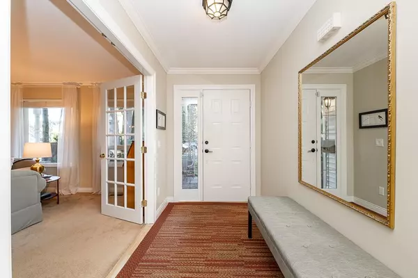 Surrey, BC V4A 6G8,12766 Ocean Cliff DR