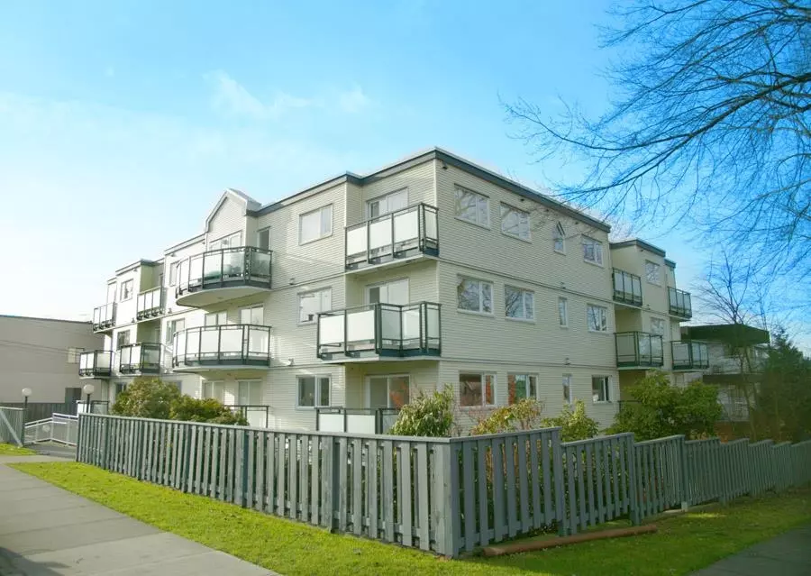 Vancouver, BC V5L 3C9,33 N Templeton DR #307