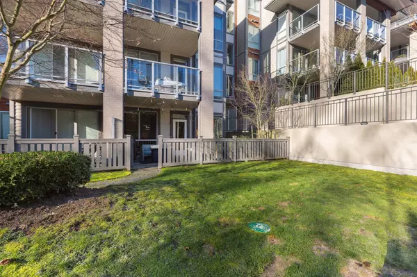 Burnaby, BC V5B 0B4,5460 Broadway #116