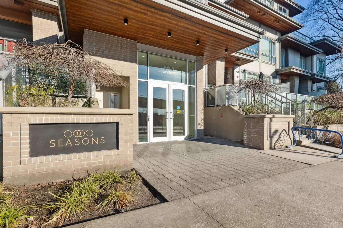 Burnaby, BC V5B 0B4,5460 Broadway #116