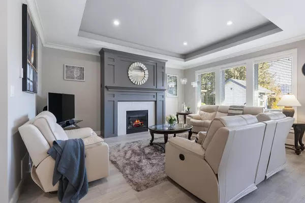 Cultus Lake, BC V2R 0K7,45348 Magdalena PL #12