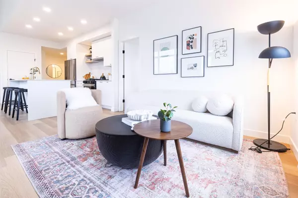 Coquitlam, BC N0N 0N0,209 Lebleu ST #412