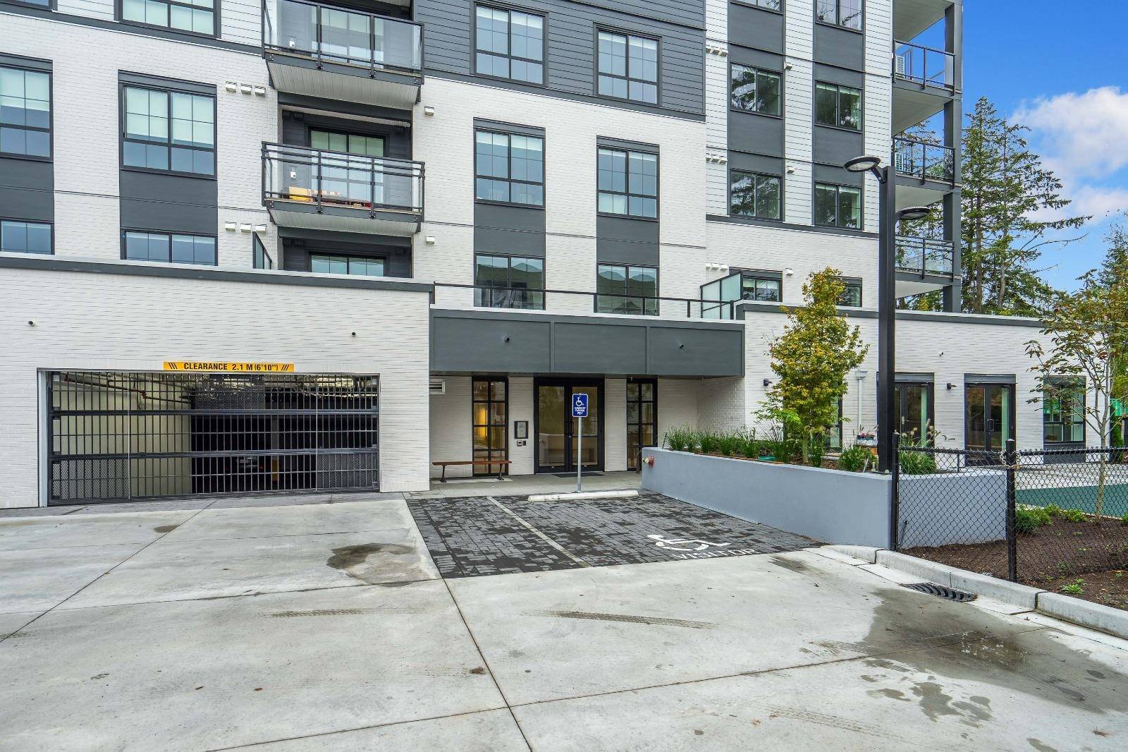 Surrey, BC V3S 0B8,2425 166 ST #105