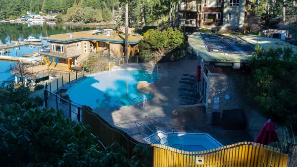 Madeira Park, BC V0N 2H1,12849 Lagoon RD #6A