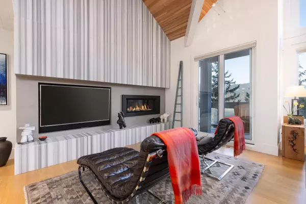 Whistler, BC V8E 0K1,4150 Tantalus DR #38