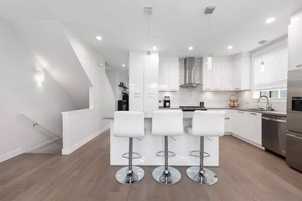 New Westminster, BC V3M 0J8,111 Wood ST #6