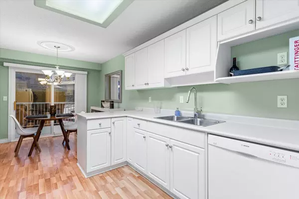 Chilliwack, BC V2R 5L7,46360 Valleyview RD #92