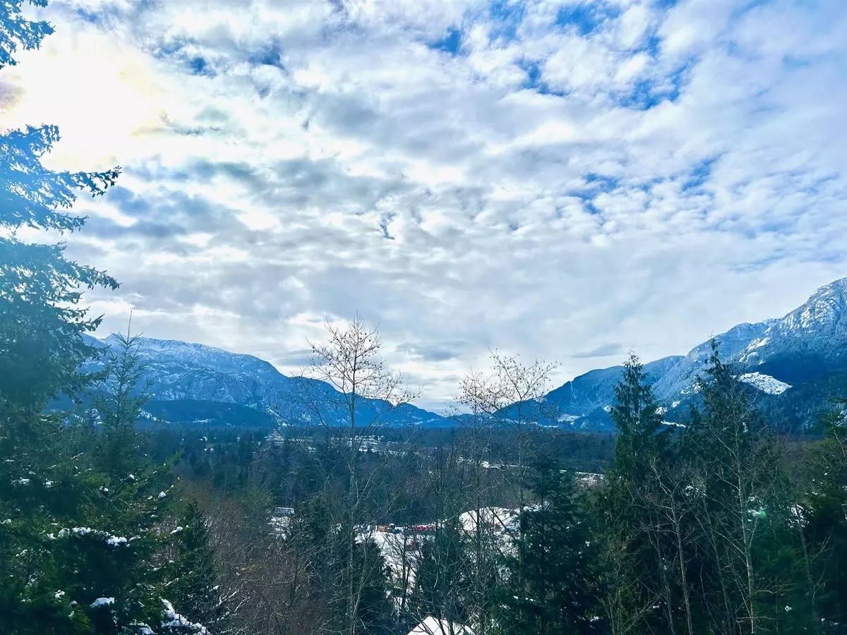 Squamish, BC V8B 1C2,41205 Highline PL