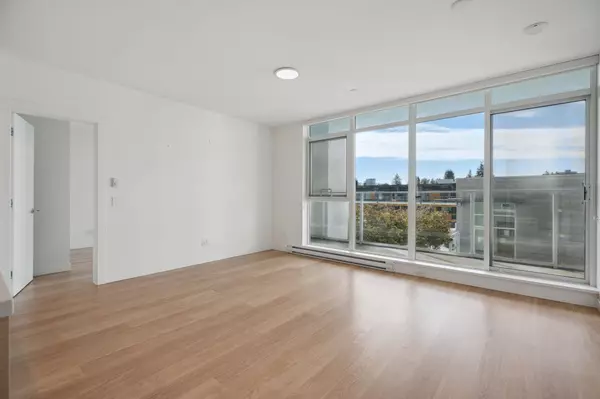 Coquitlam, BC V3J 0J6,657 Whiting WAY #403