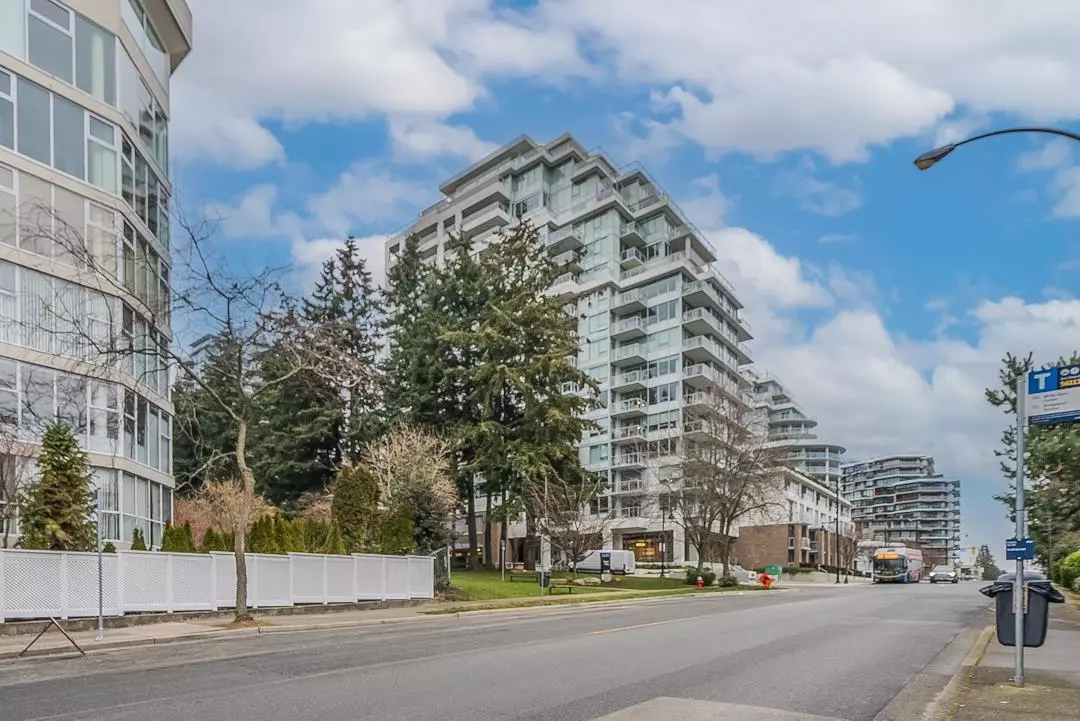 White Rock, BC V4B 0C1,15165 Thrift AVE #1203