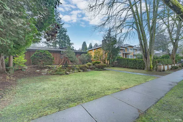 Vancouver, BC V6M 1N1,1736 W 37th AVE