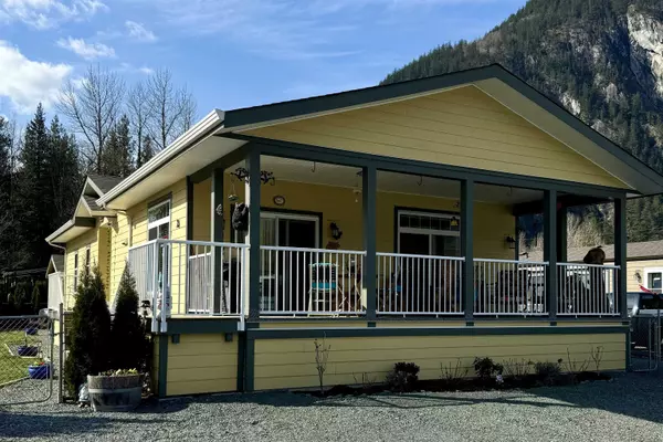 59060 Lougheed HWY #24, Agassiz, BC V0X 1L3