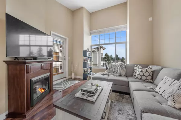 Maple Ridge, BC V2X 6P6,11887 Burnett ST #406