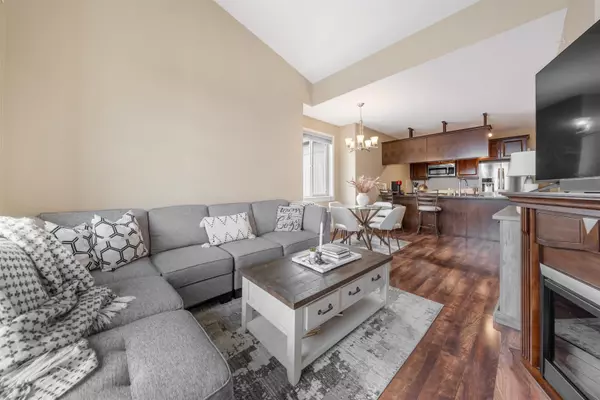 Maple Ridge, BC V2X 6P6,11887 Burnett ST #406