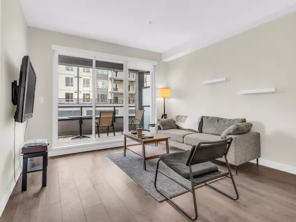 Richmond, BC V6V 1E6,23233 Gilley RD #206