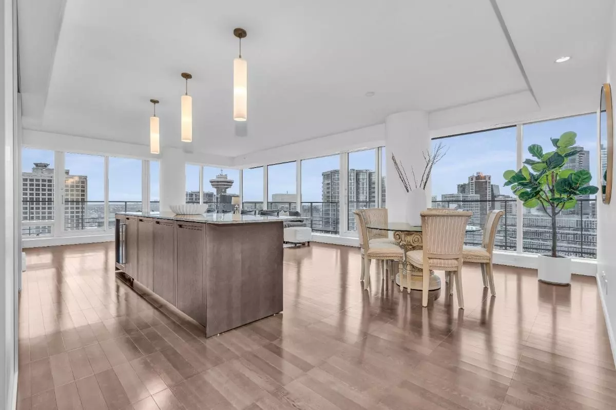 Vancouver, BC V6C 0B2,1011 W Cordova ST #3503