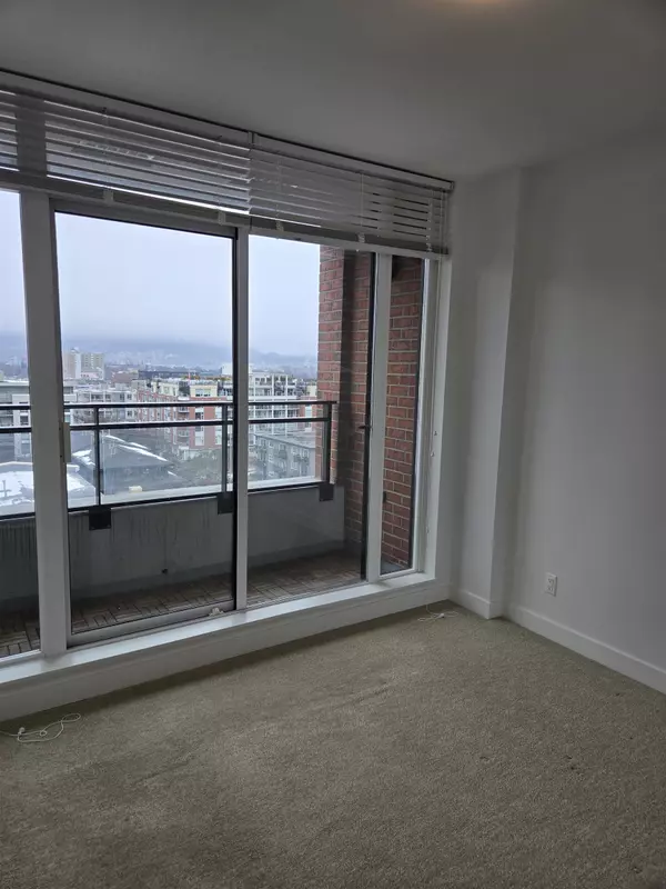 Vancouver, BC V5T 0A8,2321 Scotia ST #604