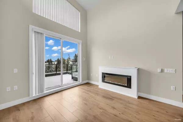 Pitt Meadows, BC V3Y 2J2,12460 191 ST #408