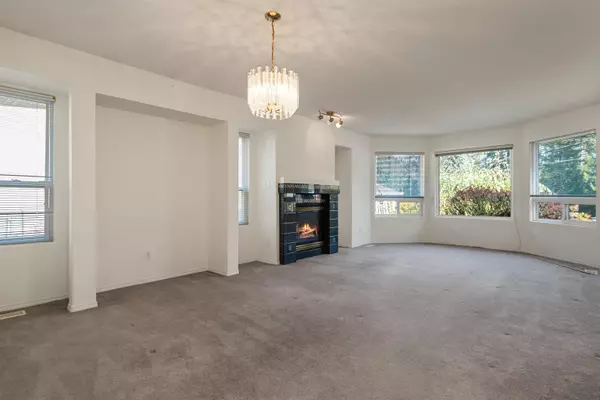 Hope, BC V0X 1L2,20024 Birch PL