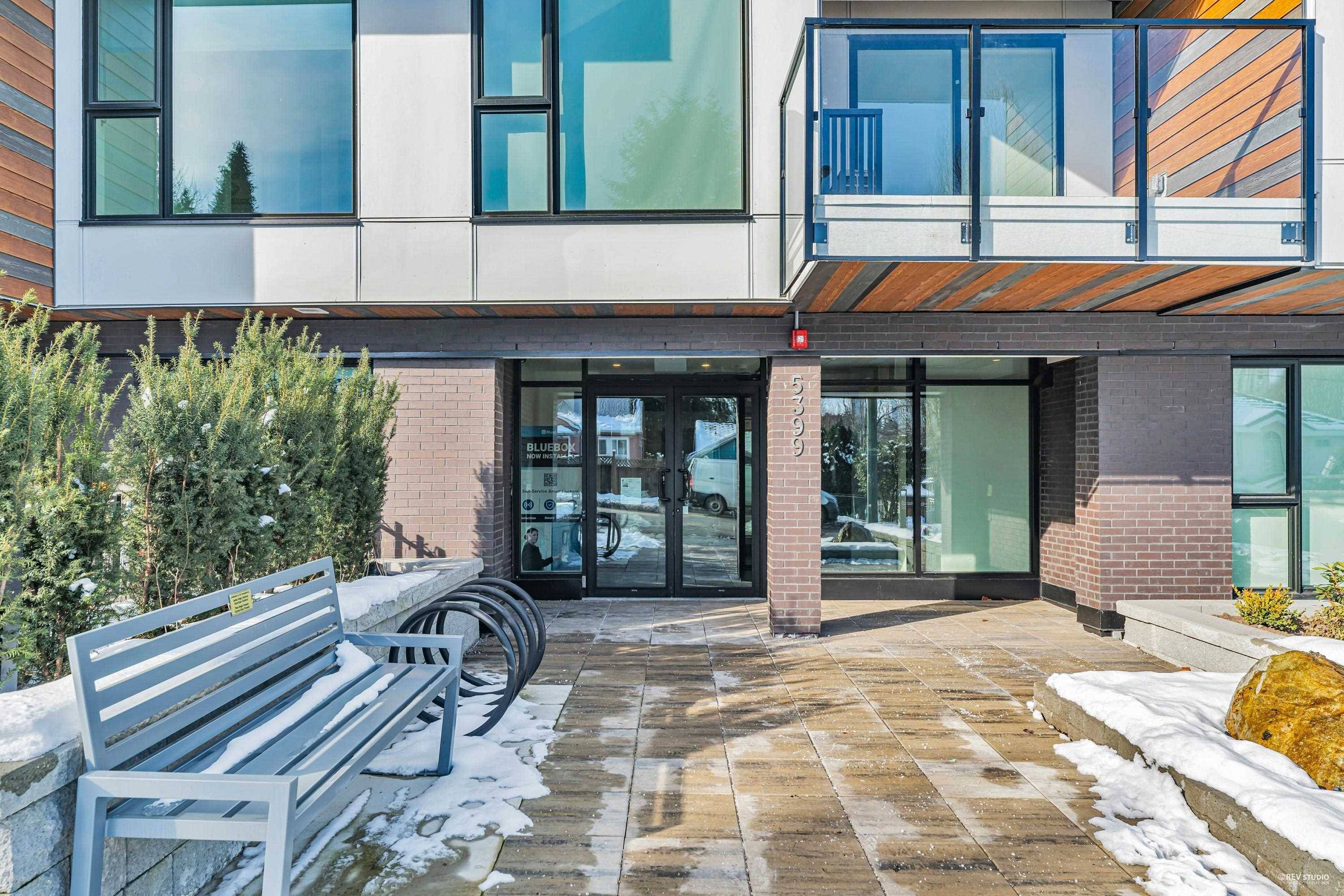 Vancouver, BC V5R 4H3,5399 Joyce ST #308
