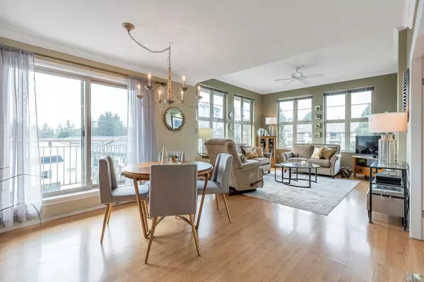 Surrey, BC V3R 0X7,15210 Guildford DR #416