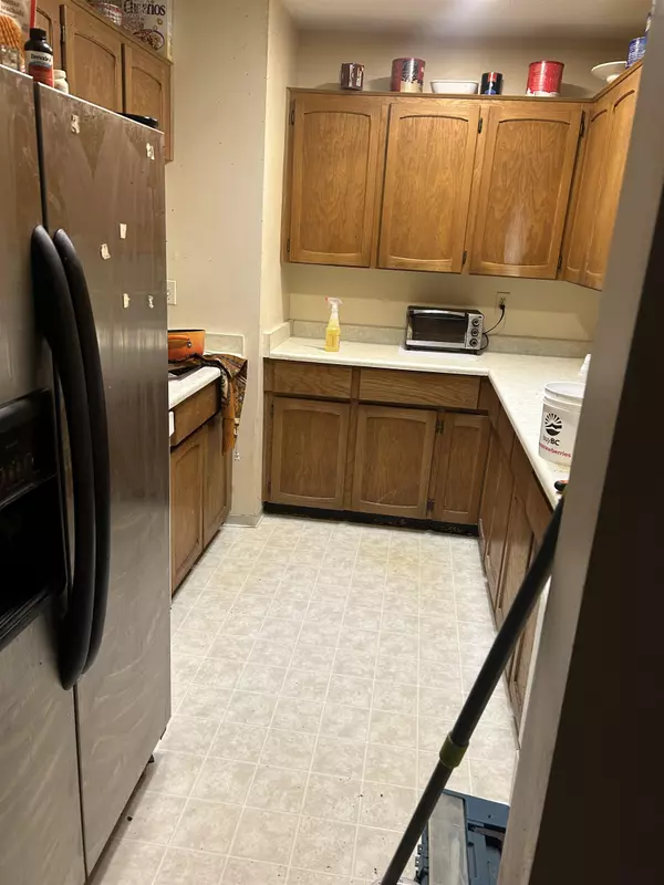 White Rock, BC V4B 3Y1,1354 Winter ST #303