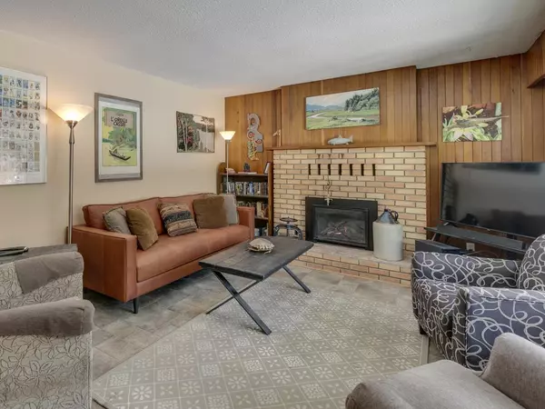 Squamish, BC V0N 1H0,41820 Rayburn RD