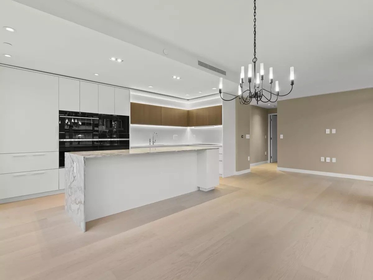 Vancouver, BC V6S 2G5,3596 W 28th AVE #308