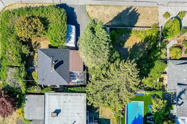 North Vancouver, BC V7H 1X3,1396 Lennox ST