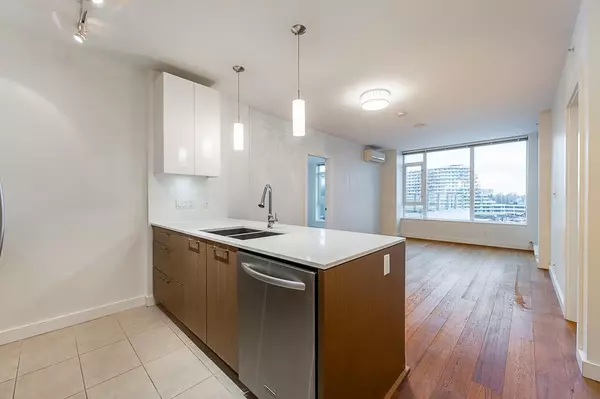 Richmond, BC V7C 0A4,6951 Elmbridge WAY #703