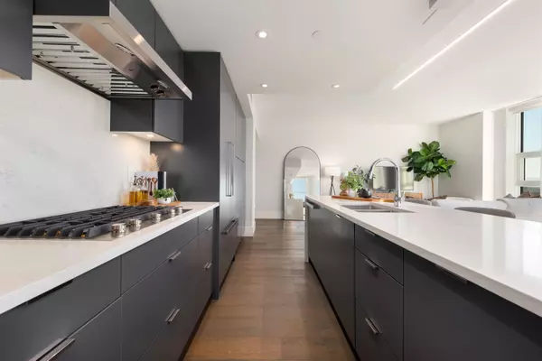 Vancouver, BC V5S 0G7,3430 E Kent Avenue South AVE #2202