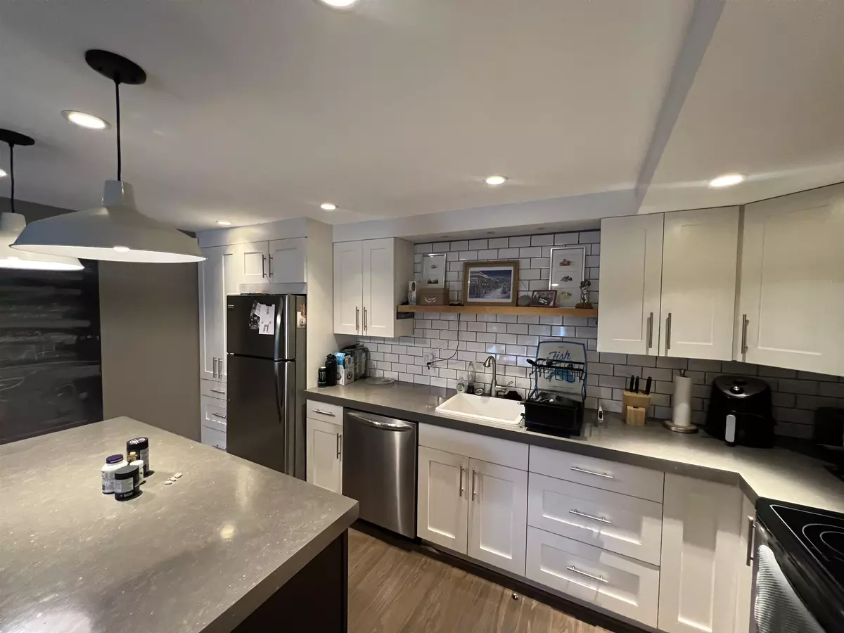 Abbotsford, BC V3G 2E7,34909 Old Yale RD #512