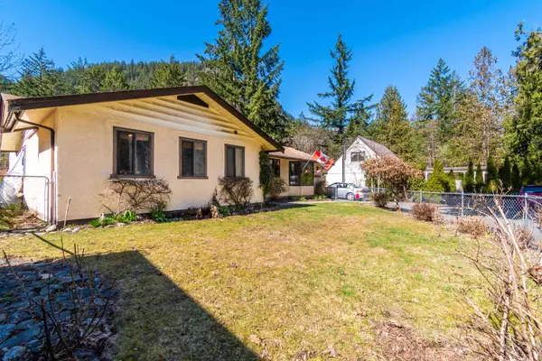 Hope, BC V0X 1L2,19575 Silverhope RD