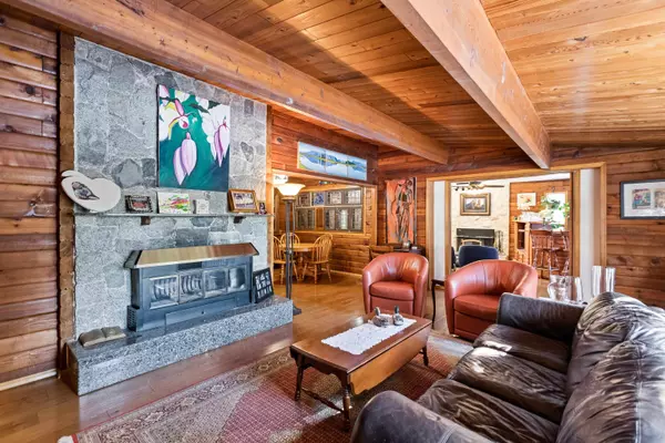 Maple Ridge, BC V2W 1S7,25236 102 AVE