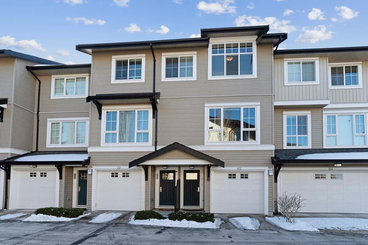 Surrey, BC V3Z 8K4,2450 161a ST #123