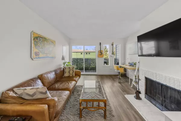 Vancouver, BC V5N 1R6,1365 E 7th AVE #302